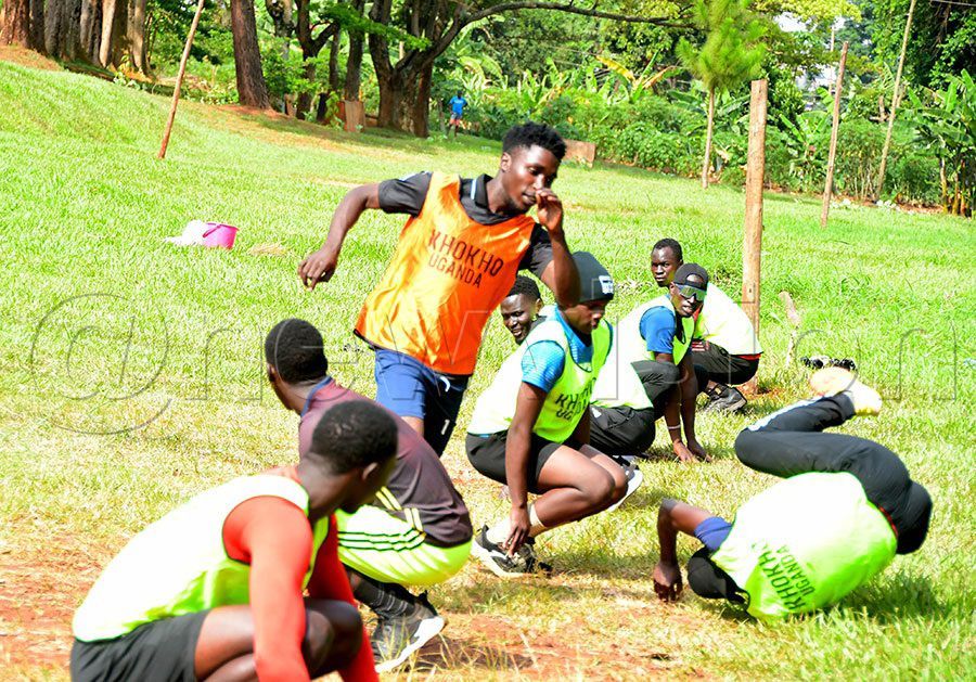 Chasers and defenders in a practical session